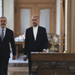 Türk Dışişleri Bakanı İran’la gerilimi azaltma müzakereleri çağrısında bulundu