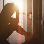 Kendine zarar verme davranışında bulunan gençlerin dörtte biri