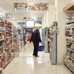 Yapılan bir ankete göre, hane halkları harcamalarını kısıyor ve daha ucuz seçenekleri tercih ediyor