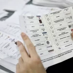 Üç koltuk, tek dünya: Yunan diasporası için etkili temsil tasarımı