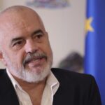 Arnavutluk’un Rama tatil projesini savunuyor, protestoculara yönelik şiddeti kınıyor